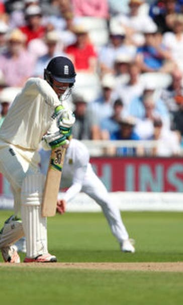 Root's honeymoon over, SAfrica hammers England in 2nd test